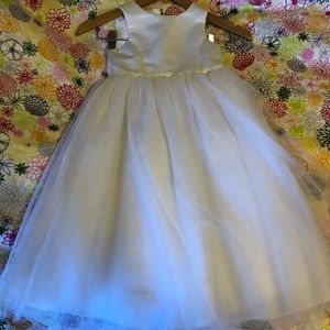 David’s Bridal White Tulle Dress